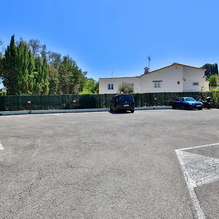 Hotell Cayrons & St Paul De Vence